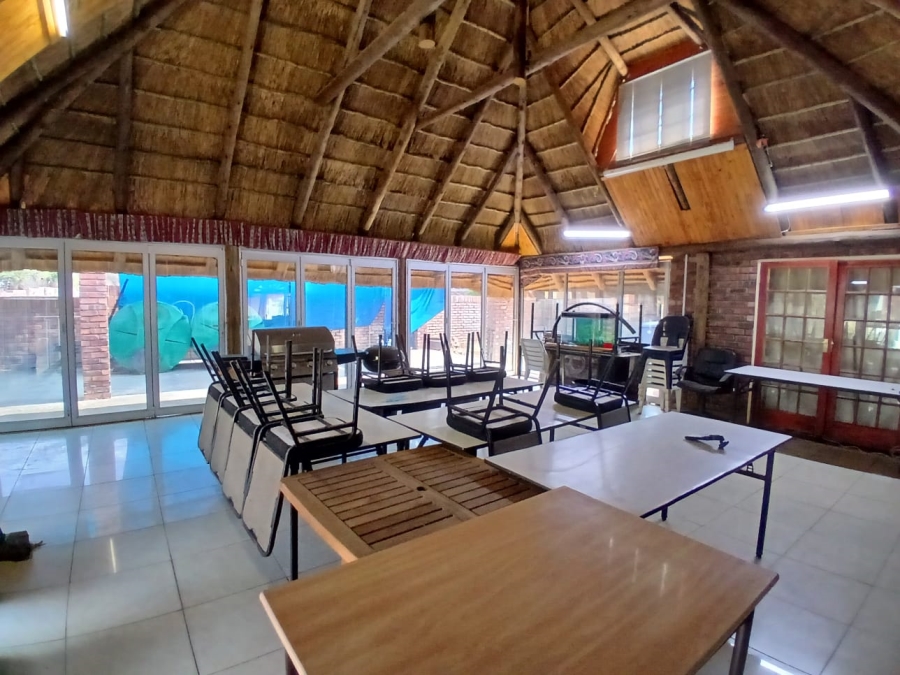10 Bedroom Property for Sale in Kuruman Northern Cape